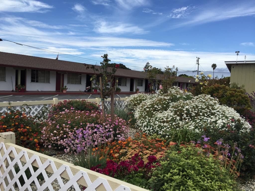 Wagon Wheel Motel Salinas Esterno foto